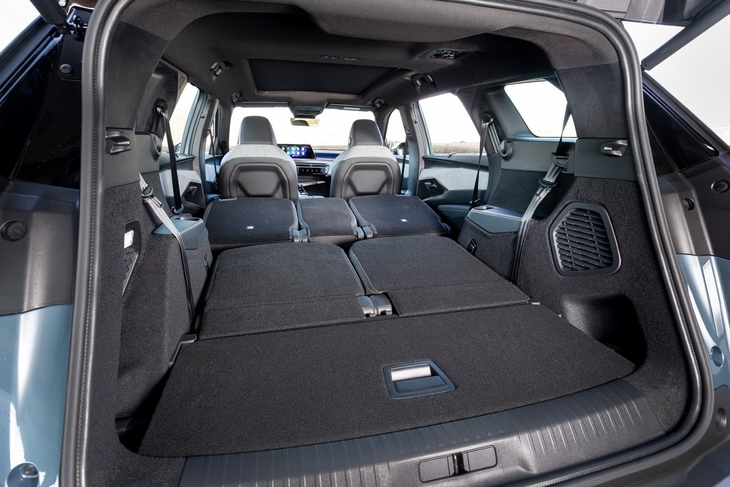 푸조 '올 뉴 5008 스마트 하이브리드'