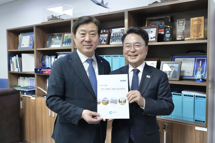 육동한 춘천시장, 연초부터 국회 '선제 횡보'