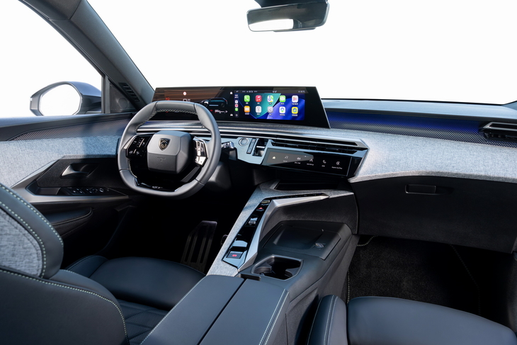 푸조 '올 뉴 5008 스마트 하이브리드'