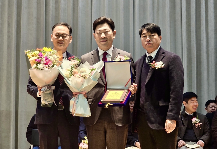 박용선 경북도의원, 포항제철공고 '자랑스러운 동문상' 수상