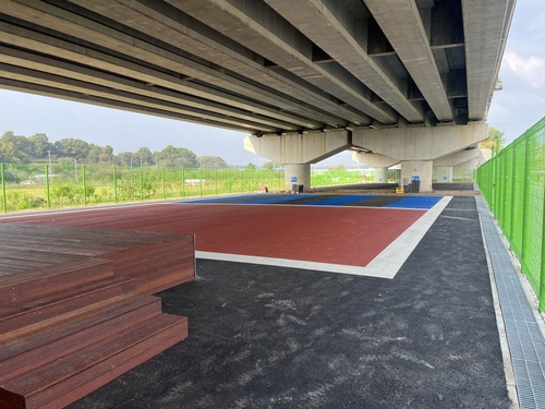 국도39호선 고가 하부(고양특례시 대장동)에 조성된 격파장