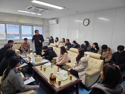 권주홍 안양시 옴부즈만 위원장 1월14일 학부모 및 학교 관계자와 간담회 개최