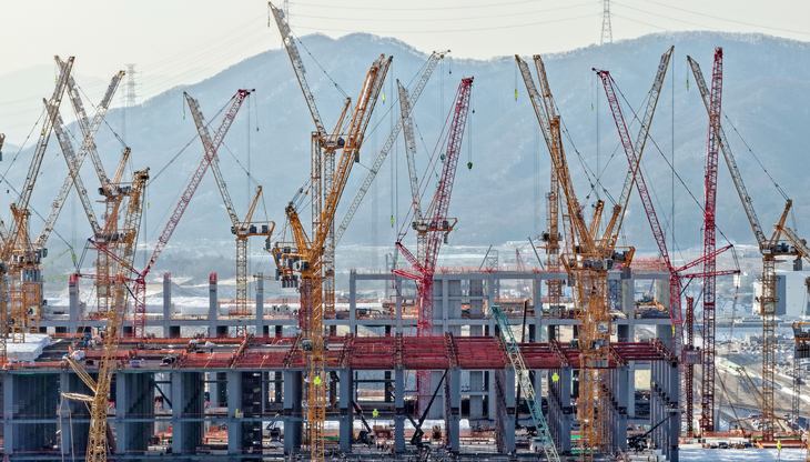 미국 '반도체 관세' 본격화에 K-반도체 긴장감 고조