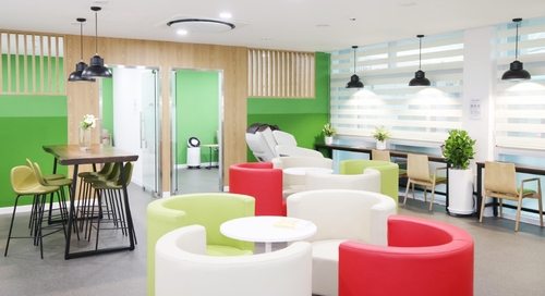 의왕시 이동노동자쉼터- 실내 카페테리아 공간