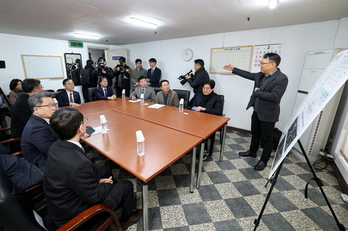 11일 고양특례시 일산신도시 정비사업 주민간담회 현장