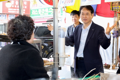이동환 고양특례시장 12일 원당 전통시장 방문