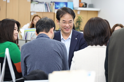 이동환 고양특례시장 설 연휴 앞두고 13일 부서 격려 방문