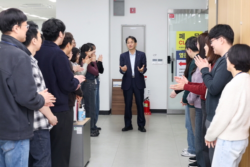 이동환 고양특례시장 설 연휴 앞두고 13일 부서 격려 방문