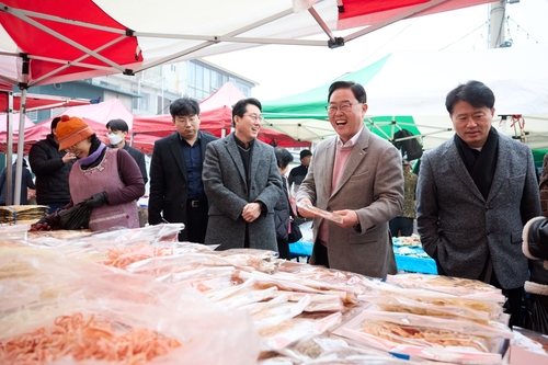 강수현 양주시장 14일 전통시장과 치안-소방-의료 현장 점검