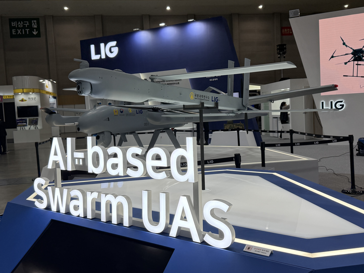 LIG넥스원이 25일부터 27일까지 사흘간 부산 벡스코에서 열리는 아시아 최대 규모 드론 전문 전시회 '드론 쇼 코리아(DSK) 2026'에 출품한 제품군. 사진=L