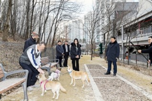백경현 구리시장 24일 갈매협동공원 반려동물 놀이터 운영 점검