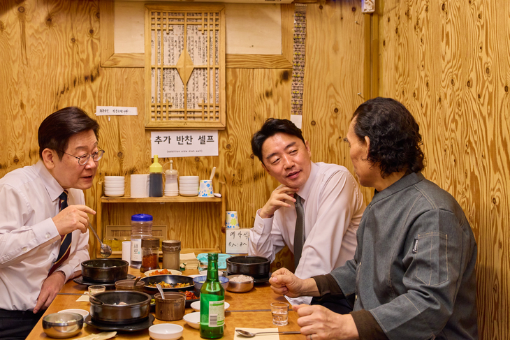 이재명 대통령, 통인시장 식당 방문