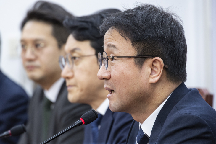 본회의 개최 계획 말하는 한병도 원내대표