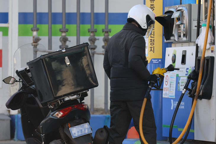 주유소 기름값 2주째 올라…다음주는?