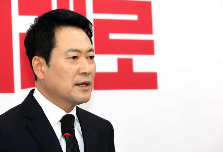 장동혁 대표, “윤 선고 안타깝고 참담