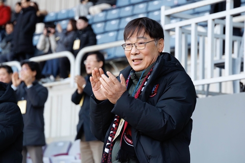 김병전 부천시의회 의장 7일 부천FC1995 홈 개막전 찾아 선수단 응원