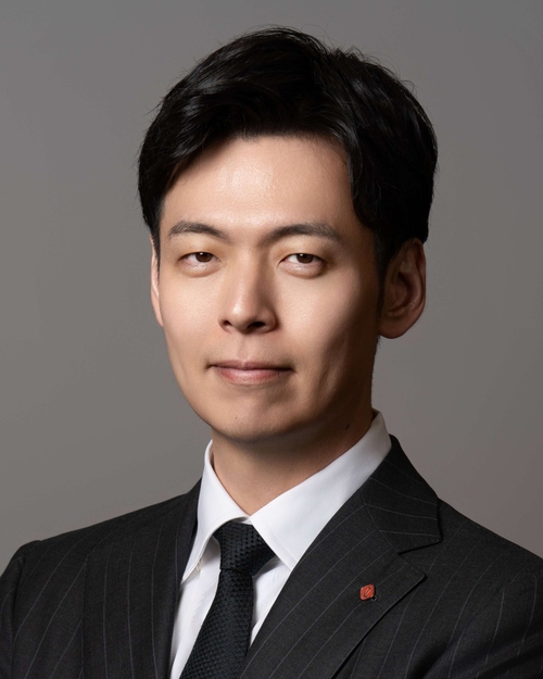 신유열 롯데지주 미래성장실장(부사장)