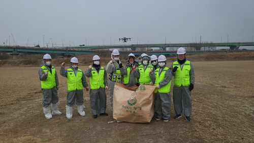 고양특례시 드론 활용 겨울철새 먹이주기