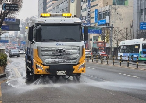 안양시 도로 살수차 운행