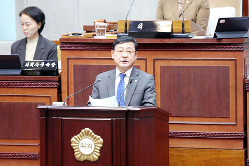 김성옥 시흥시의회 의원 17일 '과천 경마장 시흥 유치 관련 결의안' 제안설명