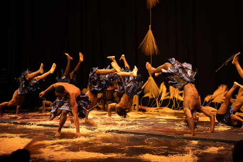 2026년 제22회 안산국제거리극축제 폐막작 캐나다 예술단체 서커스 칼라반떼의 '와우'