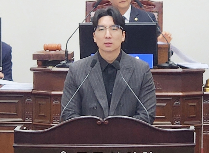 “보여주기 아닌 10년