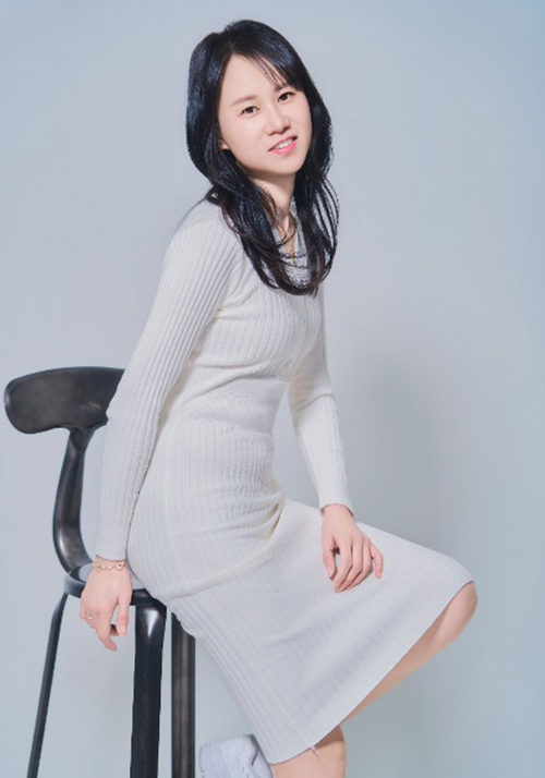 폼엔터테인먼트 시니어 모델 박윤슬