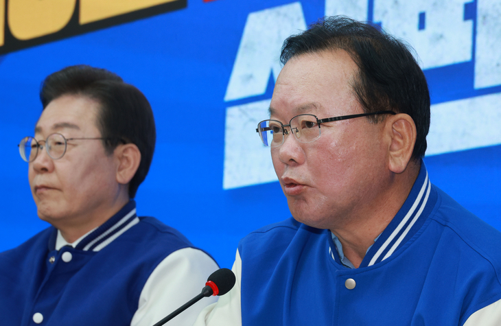 발언하는 김부겸 상임공동선대위원장