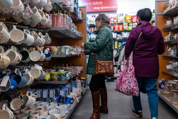 US-CORE-WHOLESALE-PRICES-RISE-0.8-PERCENT-AMID-INFLATION-FEARS