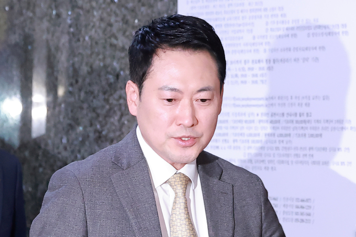 대안과미래 면담 마치고 이동하는 국민의힘 장동혁 대표