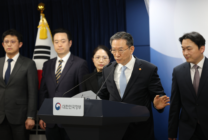 정성호 법무부 장관