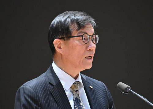 환율도, 물가도 ‘금리만으론 한계’...이창용 총재의 마지막 진단