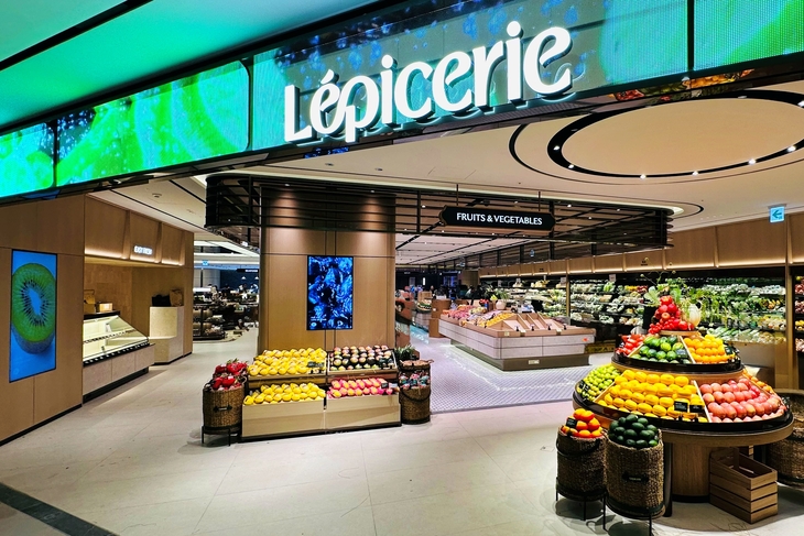 지난달 31일 서울 노원구 롯데백화점 노원점 지하 1층에 개장한 프리미엄 식료품점 '레피세리'. 사진=롯데백화점