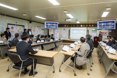 김병수 김포시장 3월30일 김포파주고속도로와 지방도355호선 고정교차로 구간 등 주요 도로 건설공사 현장 점검