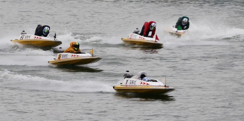 김응선 경정선수 선두 질주