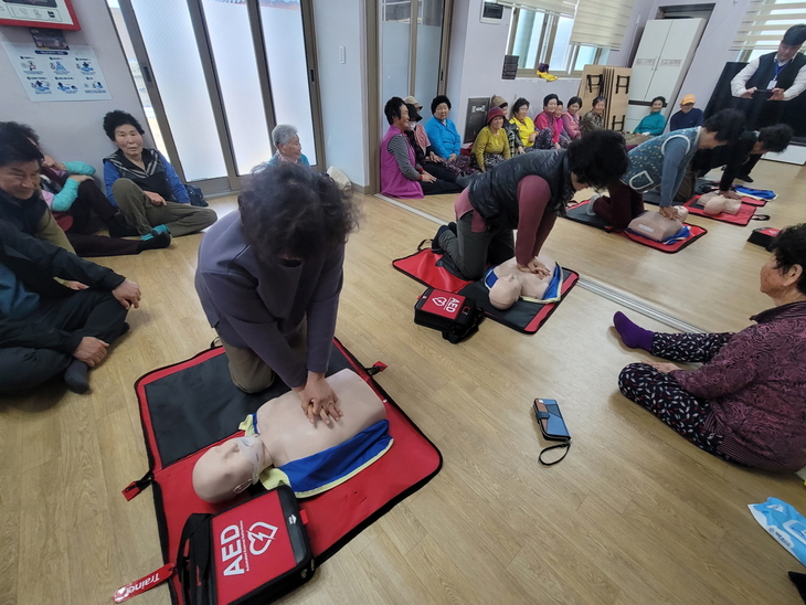 진도군-진도국민해양안전관, 찾아가는 심폐소생술 교육