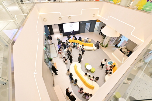 포천시 교육문화복합공간 '두런두런 일동' 내부