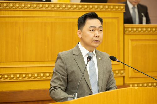 정희태 양주시의회 의원 제387회 임시회에서 '자족도시 실현 위한 회천지구 공원 등 기반시설 대책 마련 촉구 건의안' 대표 발의