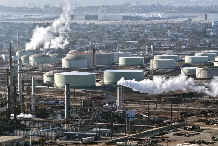 US-IRAN-WAR-HAS-OUTSIZED-IMPACT-ON-CALIFORNIA-WHICH-IMPORTS-75-P