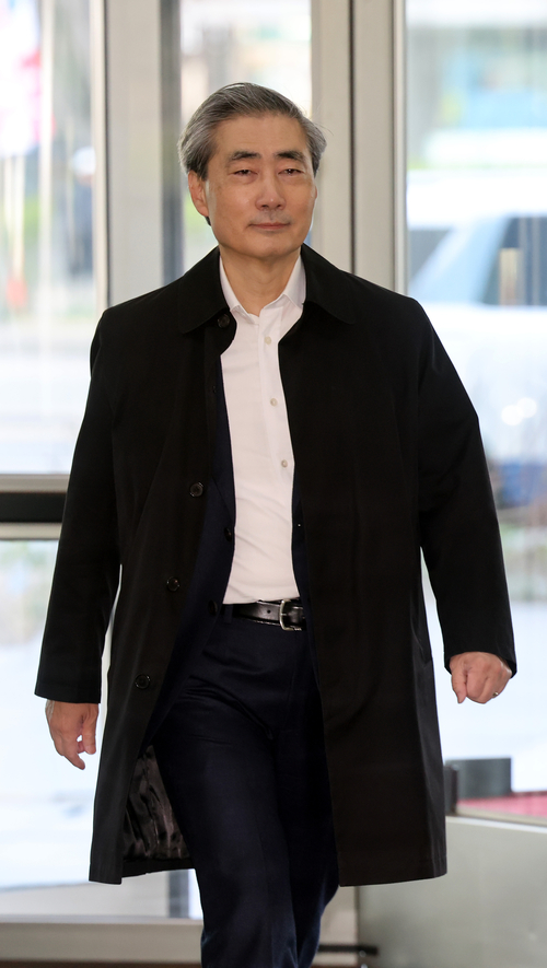 신현송 한국은행 총재 후보자 출근