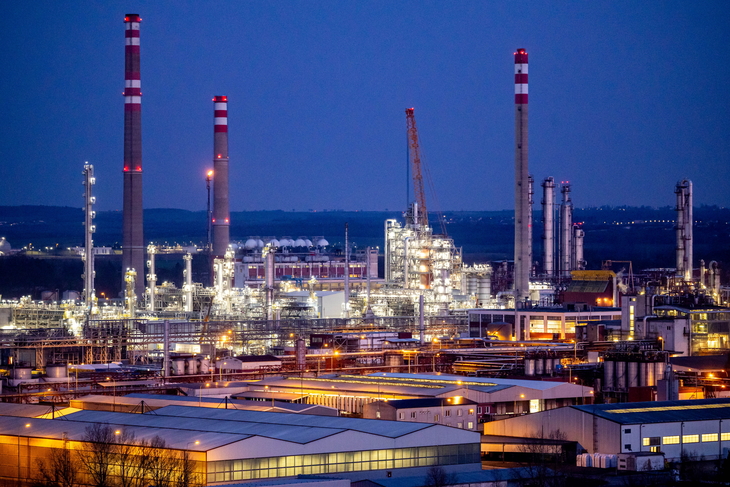 CZECH REPUBLIC ENERGY OIL