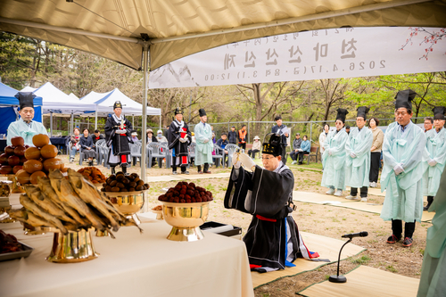 조성대 남양주시의회 의장 17일 제27회 천마산 산신제 참석