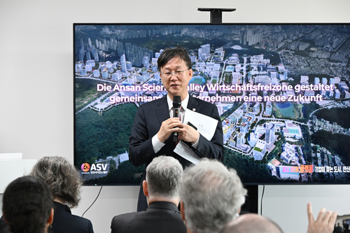 이민근 안산시장 2026년 3월17일 독일경제사절단에 안산시 로봇산업 인프라 소개