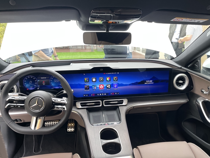 '디 올-뉴 일렉트릭 C-클래스'