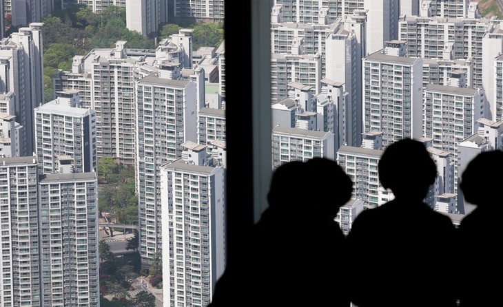 10년 버텨도 세금 5배?… 부동산 시장 뒤흔드는 ‘장특공’ 불씨