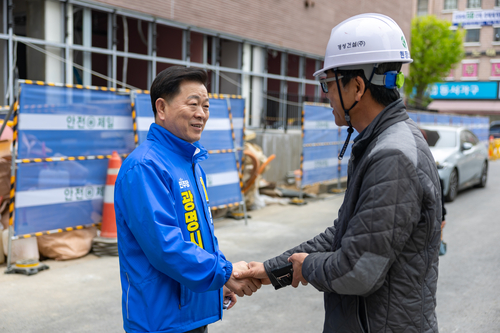 박승원 더불어민주당 광명시장 후보 21일 광명동 현장 소통