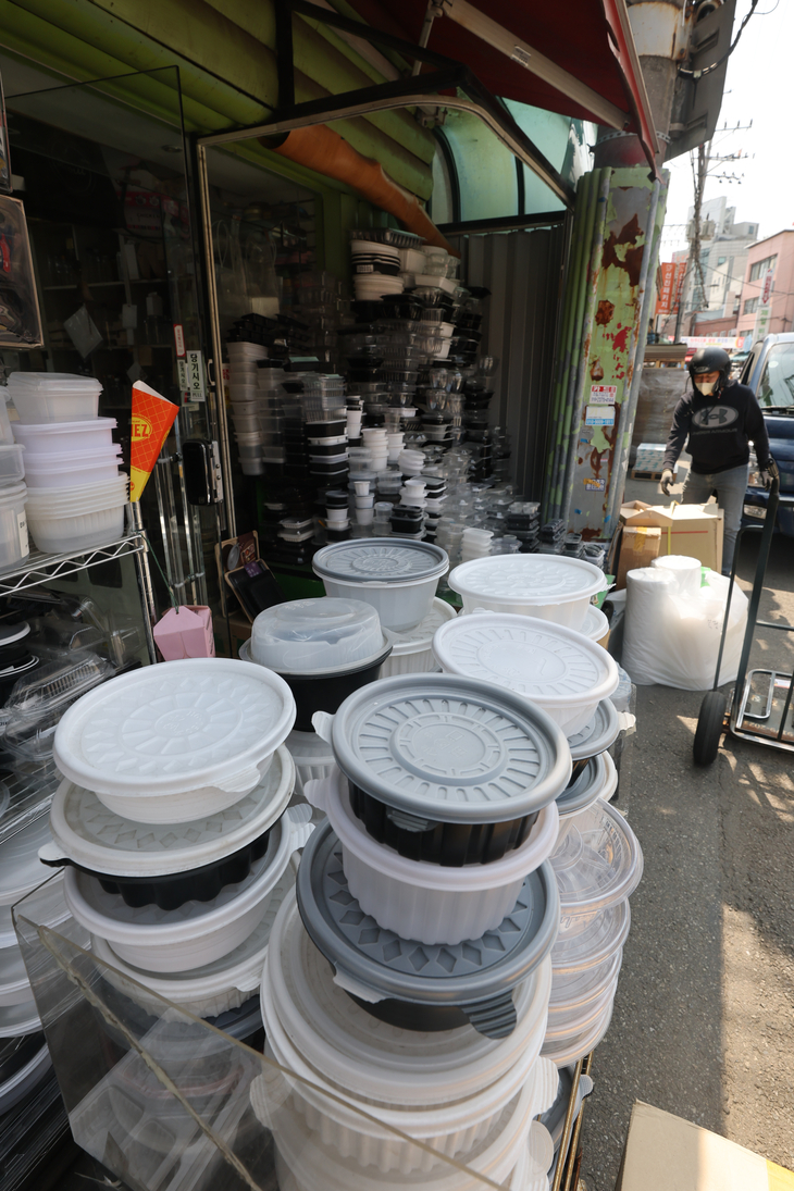 석화제품 매점매석 금지 나선 정부