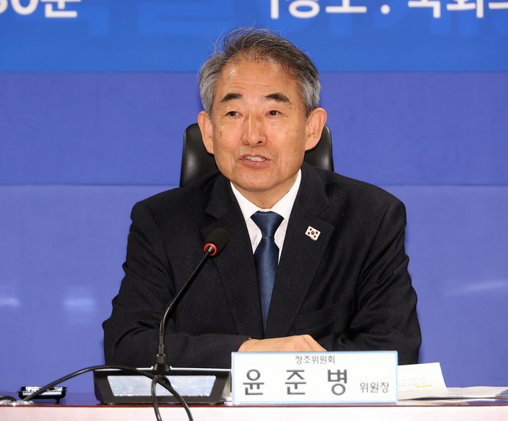 농해수 추경 당정, 인사말하는 윤준병 정조위원장