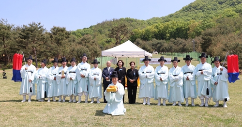 광명문화원 제381주기 영회원 민회빈 강씨 제향 봉행