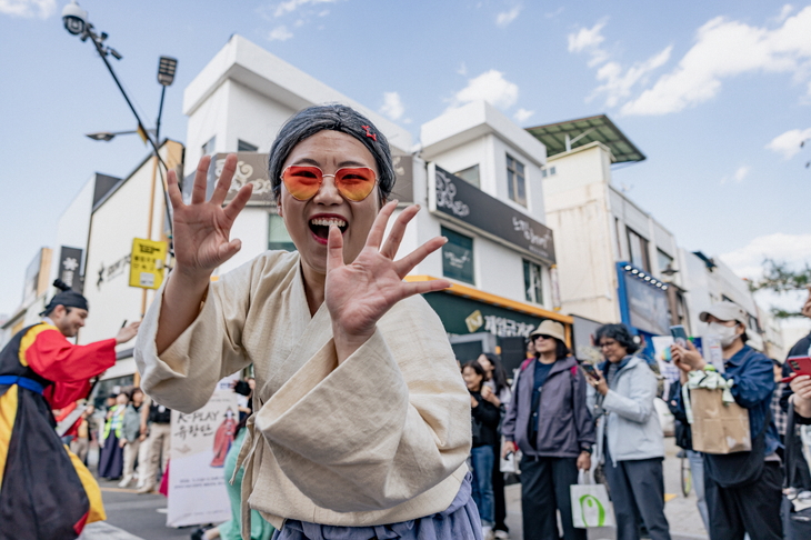 안동을 물들인 '차전장군 노국공주 축제' 흥행 성공